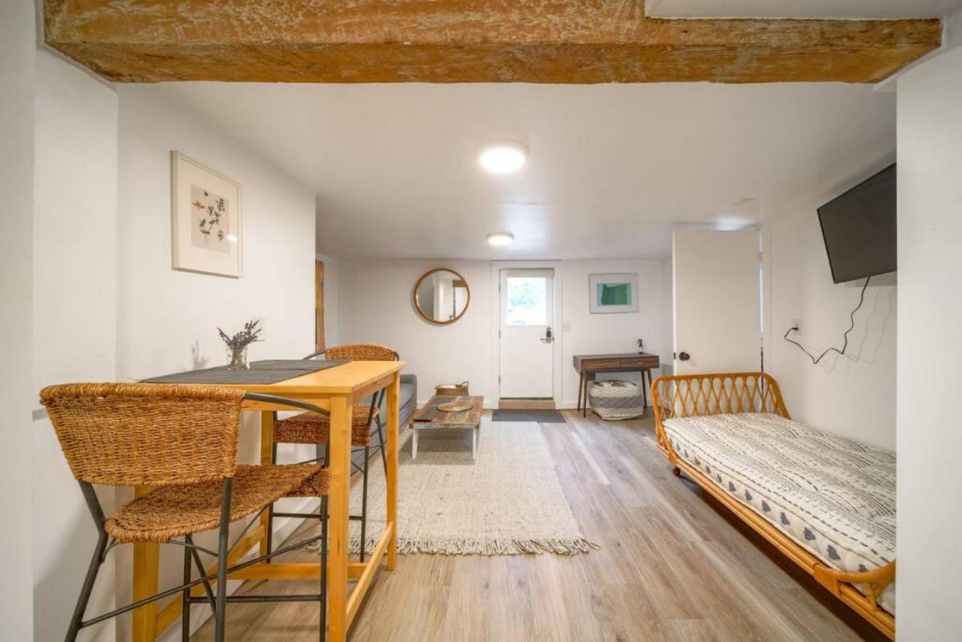 The Alberta Escape Portland Bagian luar foto
